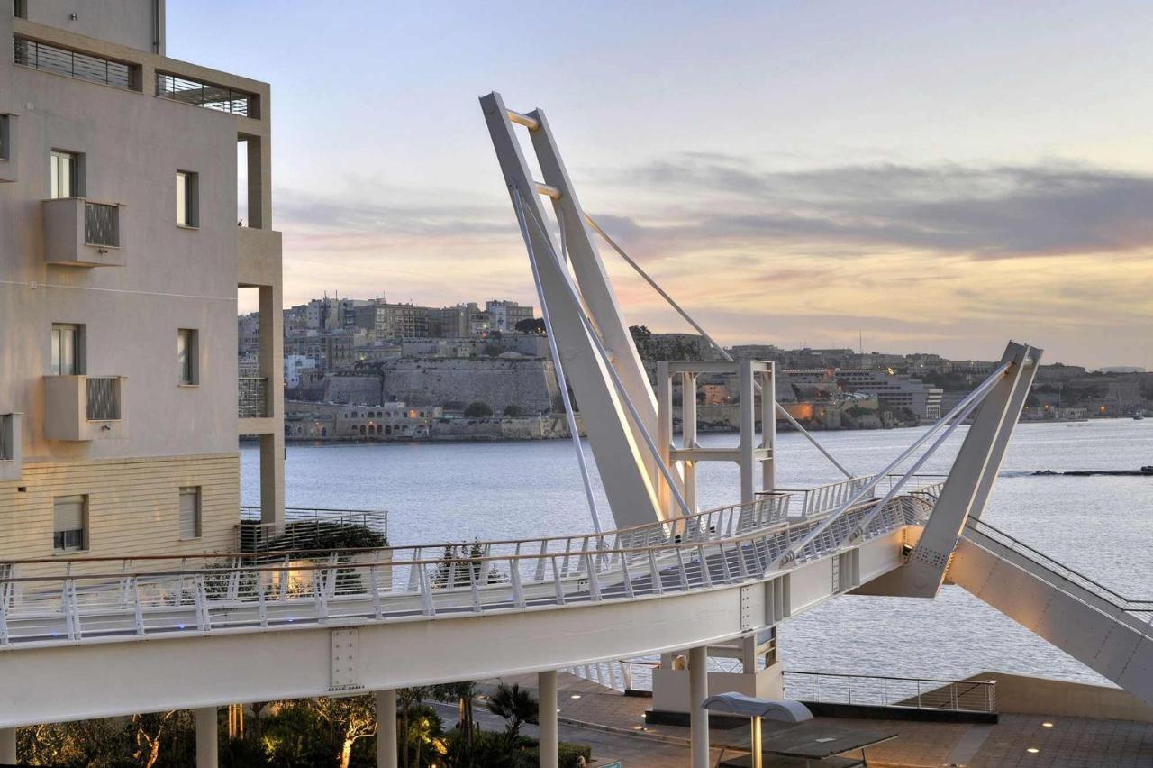 Luxe Apartment With Valletta And Harbour Views Sliema Exteriér fotografie