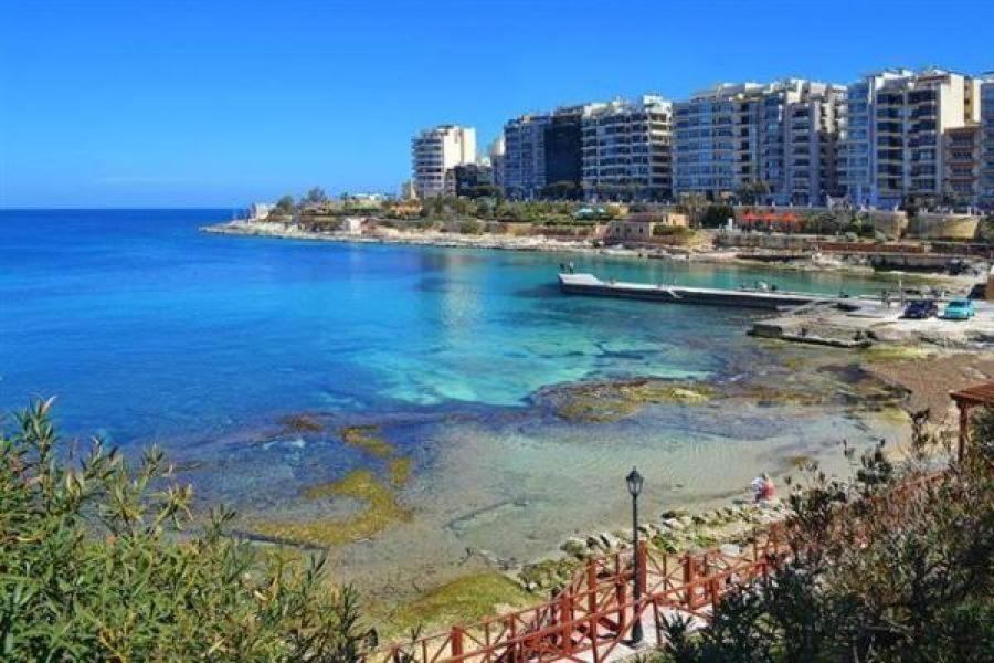 Luxe Apartment With Valletta And Harbour Views Sliema Exteriér fotografie